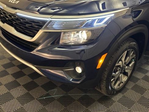Certified 2022 Kia Seltos EX AWD/4WD image 9