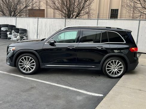 Used 2020 Mercedes-Benz GLB 250 4MATIC w/ AMG Line image 4