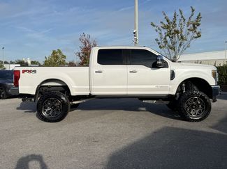 Used 2018 Ford F250 Lariat w/ Lariat Ultimate Package video 3