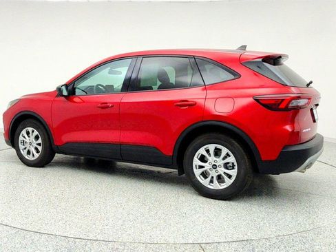 Used 2025 Ford Escape Active w/ Cold Weather Package image 7