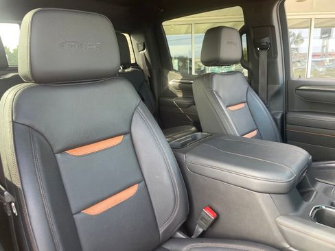 Used 2025 GMC Sierra 1500 AT4 w/ Technology Package AWD/4WD image 20