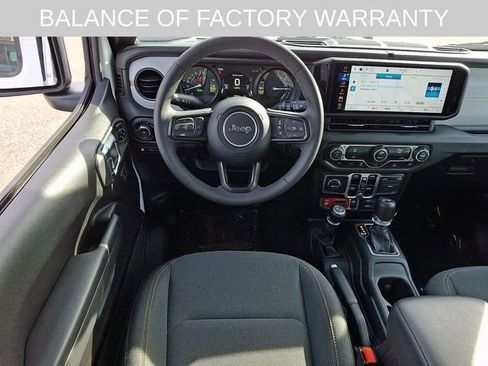 Used 2025 Jeep Wrangler Unlimited Sport S 4xe AWD/4WD image 11