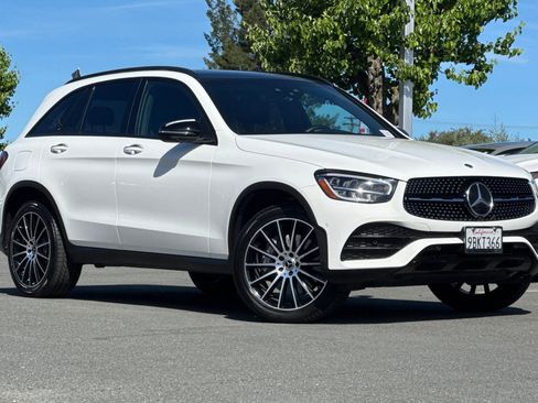 Used 2022 Mercedes-Benz GLC 300 4MATIC image 2