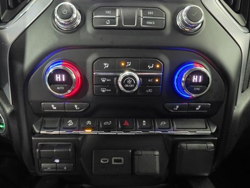 Used 2021 GMC Sierra 1500 Elevation image 36