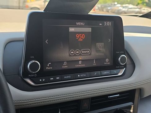 Certified 2023 Nissan Rogue SV AWD/4WD image 16