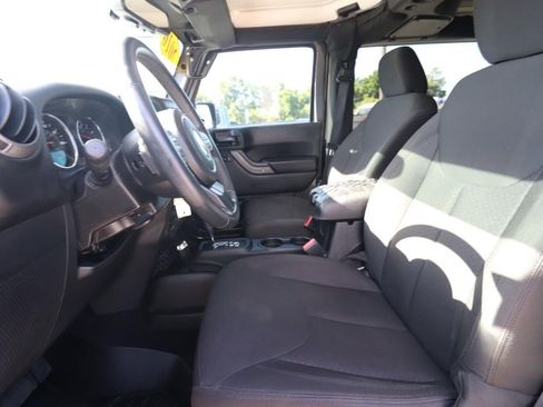 Used 2016 Jeep Wrangler Sport image 2