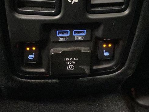Used 2025 Dodge Durango R/T AWD/4WD image 40