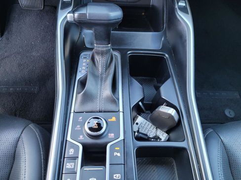 Used 2024 Kia Sorento S image 26