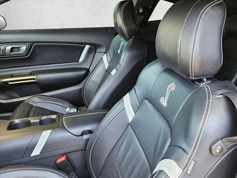 Used 2021 Ford Mustang Shelby GT500 w/ Technology Package image 15