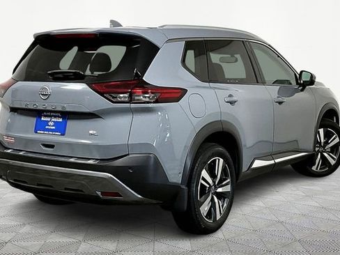 Used 2023 Nissan Rogue SL w/ SL Premium Package image 12