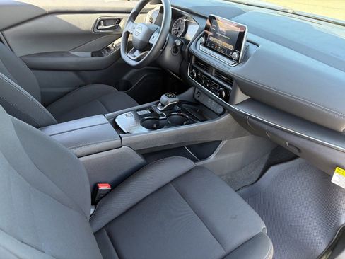 New 2026 Nissan Rogue S image 13