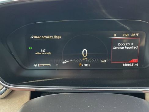 Used 2017 Lincoln Continental Select w/ Climate Package image 8