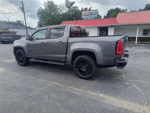 Used 2020 Chevrolet Colorado LT w/ Colorado RST Special Edition RWD image 3