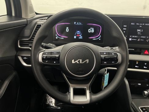 Used 2024 Kia Sportage LX FWD image 15