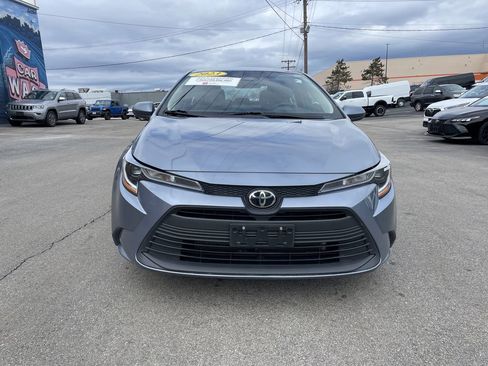 Used 2023 Toyota Corolla LE image 5