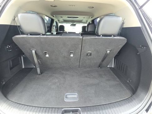 Used 2024 Kia Telluride S w/ S Sunroof Package FWD image 11