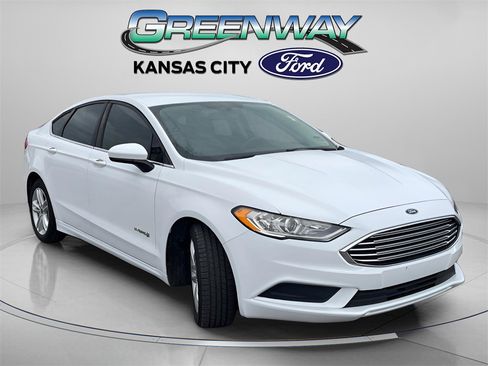 Used 2018 Ford Fusion S image 1