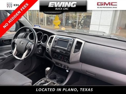 Used 2012 Toyota Tacoma 4x4 Double Cab w/ TRD Sport Pkg image 11