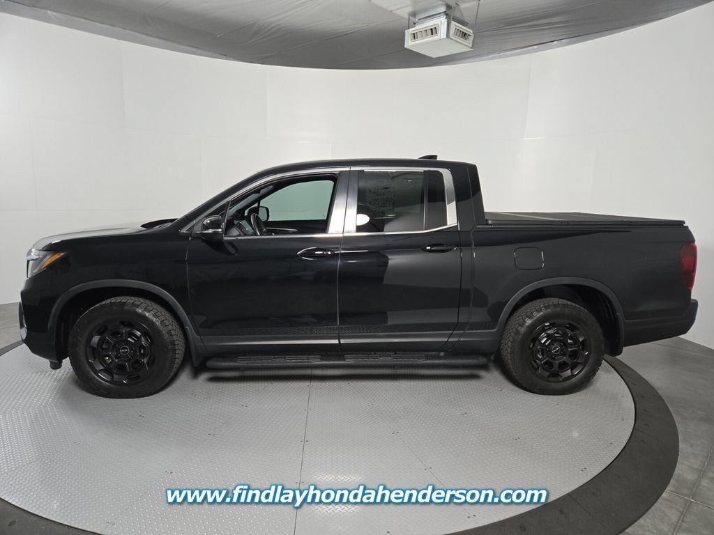 Certified 2025 Honda Ridgeline RTL+ image 3