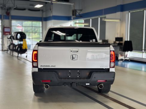 Used 2023 Honda Ridgeline RTL-E image 6