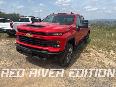 Used 2025 Chevrolet Silverado 2500 Custom w/ Custom Value Package