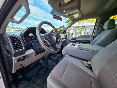 Used 2019 Ford F250 XL w/ Power Equipment Group AWD/4WD image 17