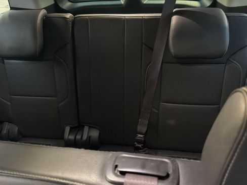 Used 2017 GMC Yukon XL SLT AWD/4WD image 24