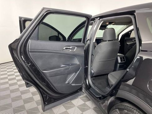 Used 2024 Kia Sportage LX FWD image 40