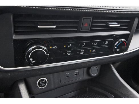 Used 2023 Nissan Rogue S FWD image 25