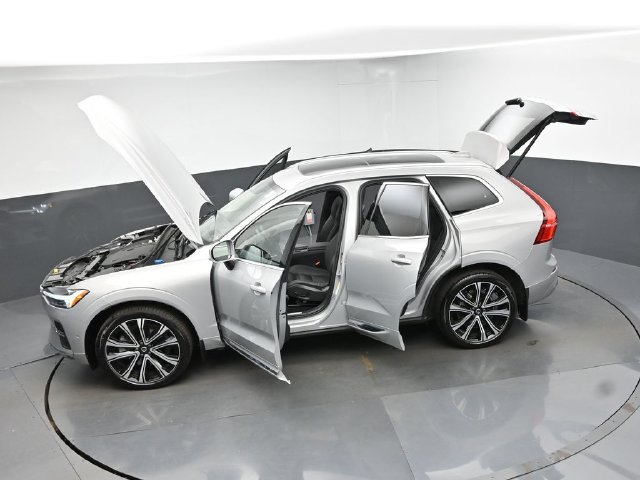 Used 2023 Volvo XC60 B6 Ultimate w/ Climate Package AWD/4WD image 52