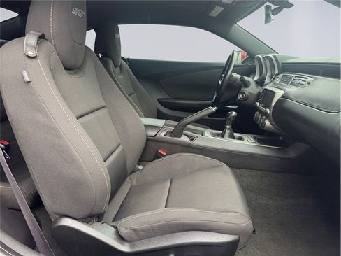Used 2015 Chevrolet Camaro SS image 17