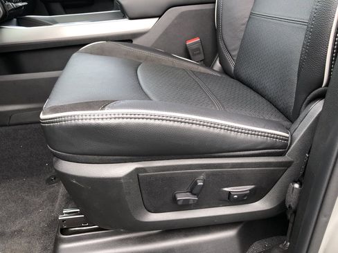 New 2026 RAM 2500 Laramie w/ Night Edition image 14