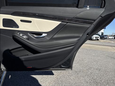 Used 2019 Mercedes-Benz S 560 S 560 image 31