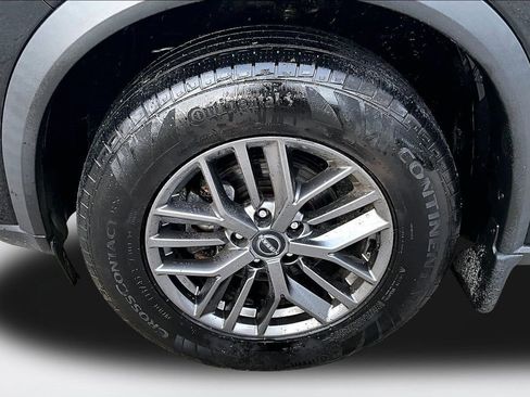 Used 2022 Nissan Rogue S image 30