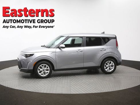 Used 2025 Kia Soul LX w/ LX Technology Package FWD image 58