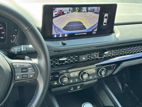 Used 2023 Honda Accord EX-L image 4