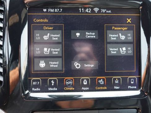 Used 2019 Jeep Cherokee High Altitude AWD/4WD image 28