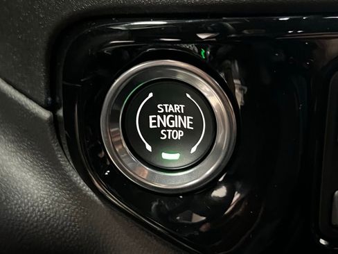 New 2026 GMC Sierra 1500 Elevation image 29