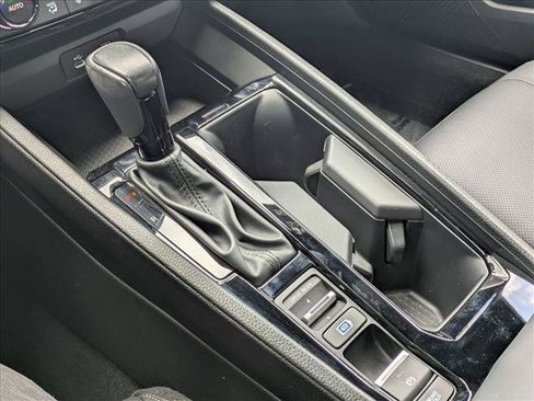 Used 2023 Honda Accord Sport image 11