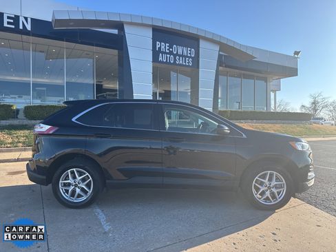 Used 2024 Ford Edge SEL image 2