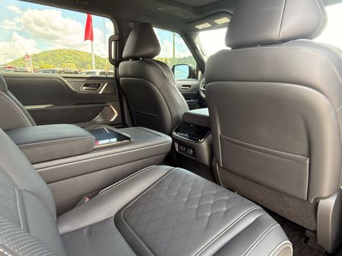 Used 2025 INFINITI QX80 Autograph image 20