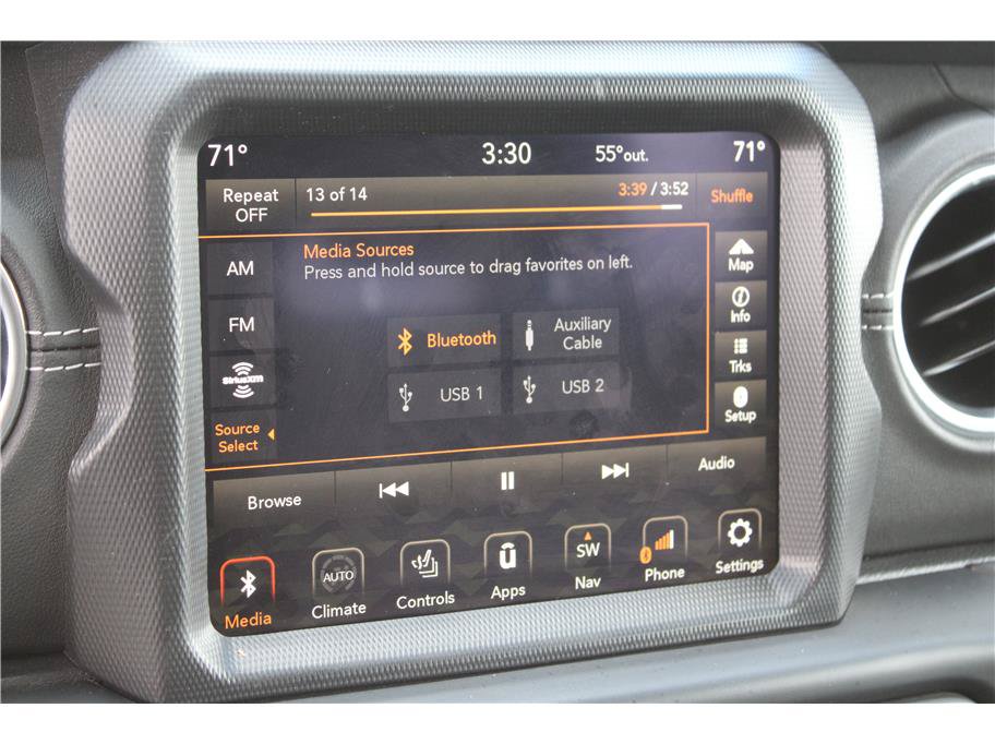 Used 2023 Jeep Wrangler Unlimited Sahara w/ Cold Weather Group AWD/4WD image 21
