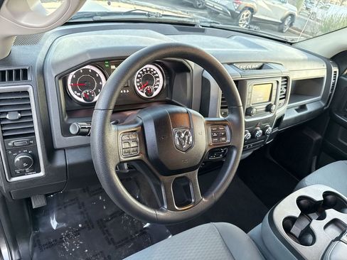 Used 2018 RAM 1500 Express w/ Express Value Package image 16