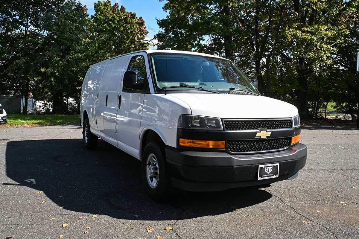 Used 2021 Chevrolet Express 2500 Extended w/ Driver Convenience Package RWD image 5