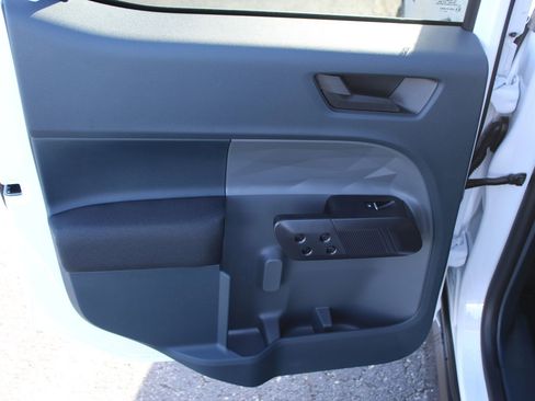 New 2025 Ford Maverick XL w/ Equipment Group 101A image 15