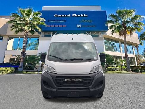 Used 2023 RAM ProMaster 2500 FWD image 3