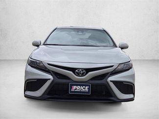 Used 2022 Toyota Camry SE FWD video 2