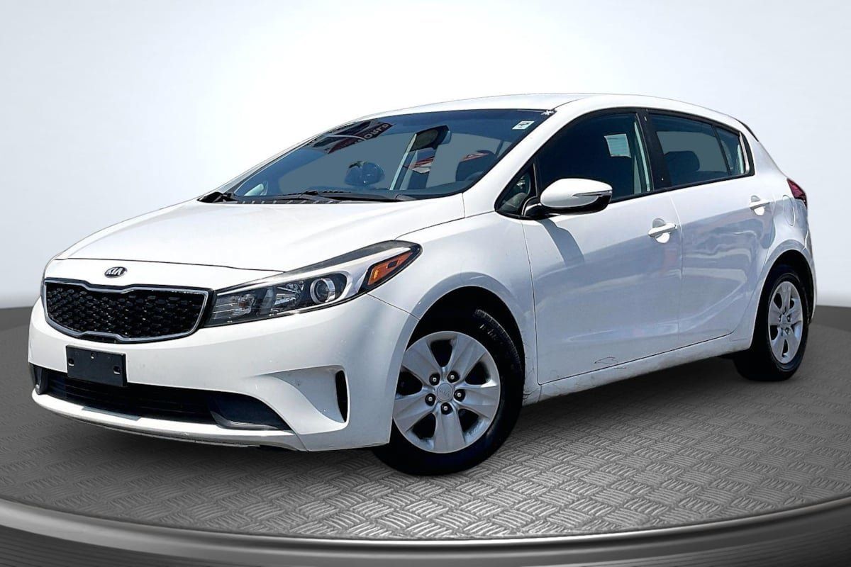 Used 2017 Kia Forte LX FWD image 12