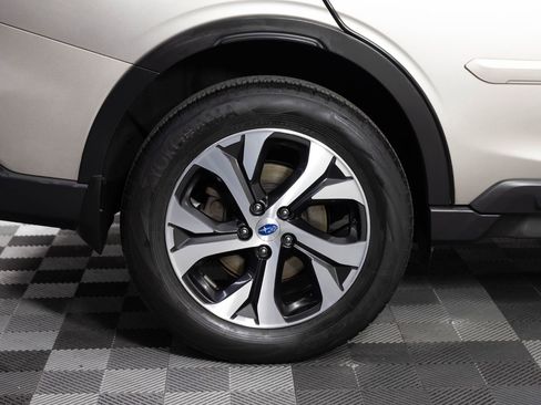 Used 2020 Subaru Outback Limited AWD/4WD image 37