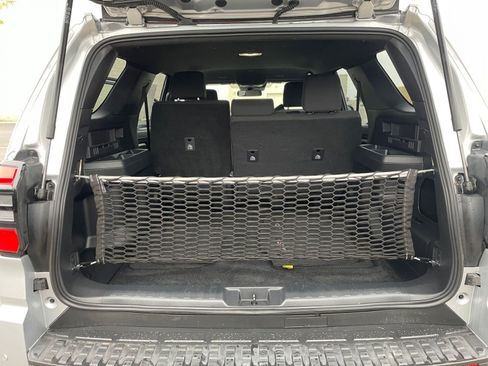 Used 2025 Toyota 4Runner TRD Off-Road image 31